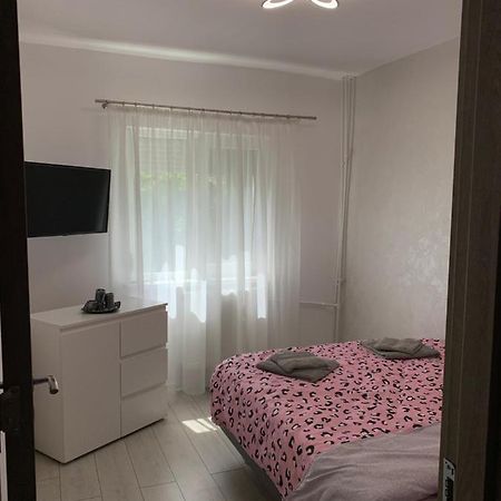 Apartament Regim Hotelier Oradea Luaran gambar